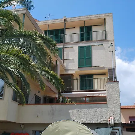 Perla - Terrazza Fronte Mare E Aria Condizionata Appartement Marina di Campo